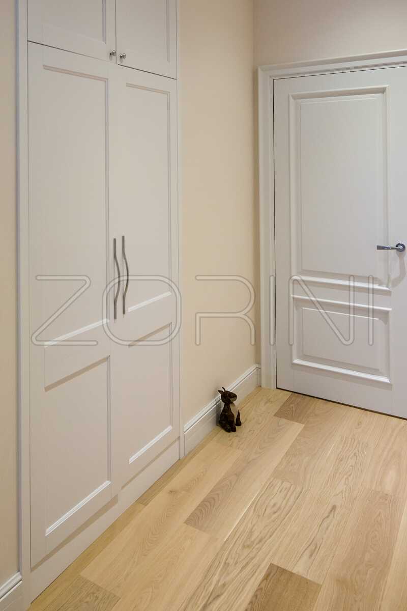 Распашной шкаф Тур